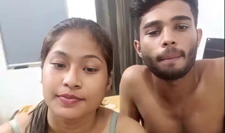 Smiley Couple Stripchat Show App Content