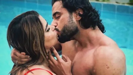 Preeti Puneet Poolside Date To Shower App Content